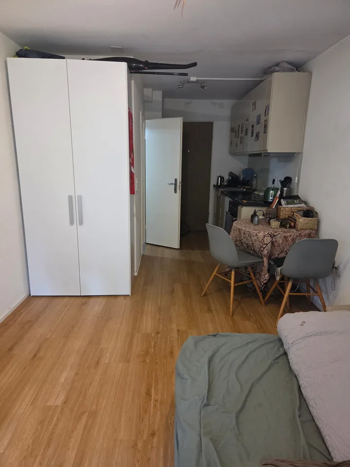 Partly furnished charming studio in a quiet location for rent