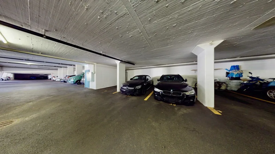 Appartement exclusif 4.5 pièces à Greppen - vivre avec vue sur le lac et les montagnes
