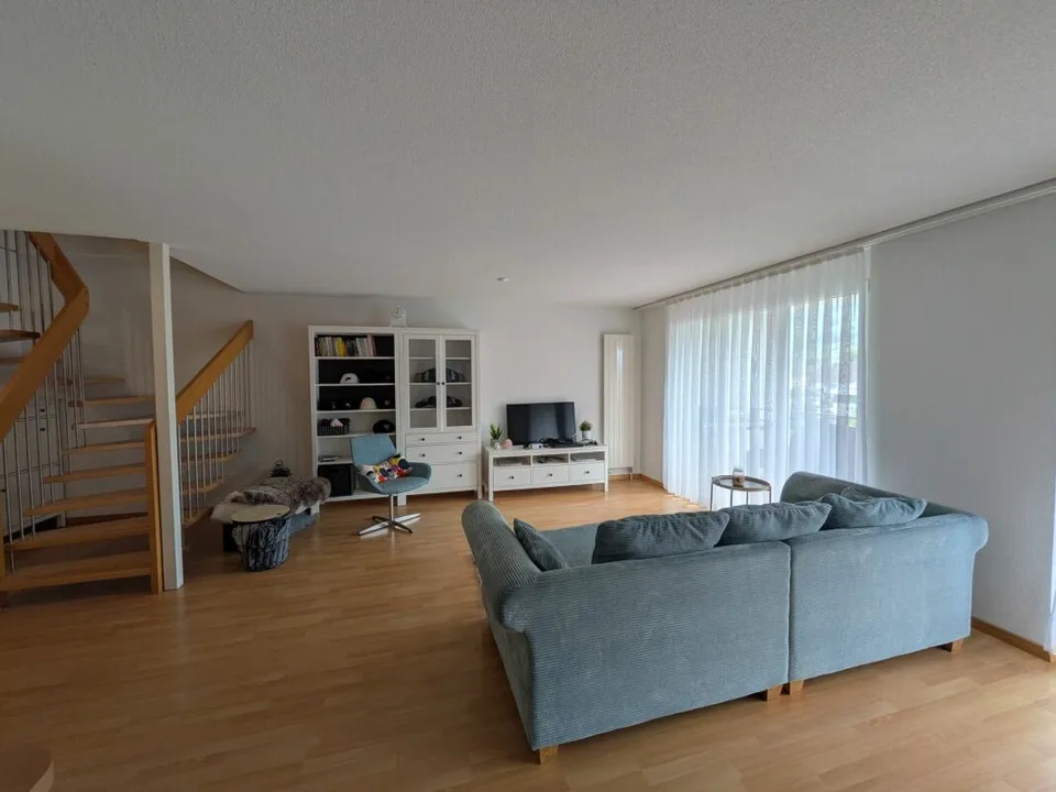 Appartement-maisonnette moderne 3.5 pièces en centre-ville