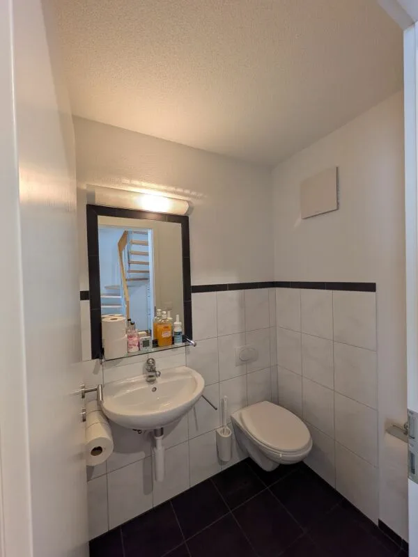 Appartement-maisonnette moderne 3.5 pièces en centre-ville