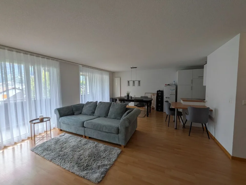 Appartement-maisonnette moderne 3.5 pièces en centre-ville