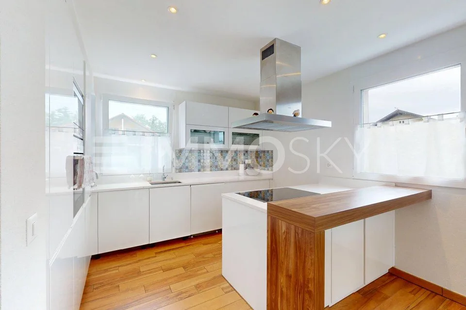Rez 4.5 pièces avec jardin et sous-sol – Esprit villa
