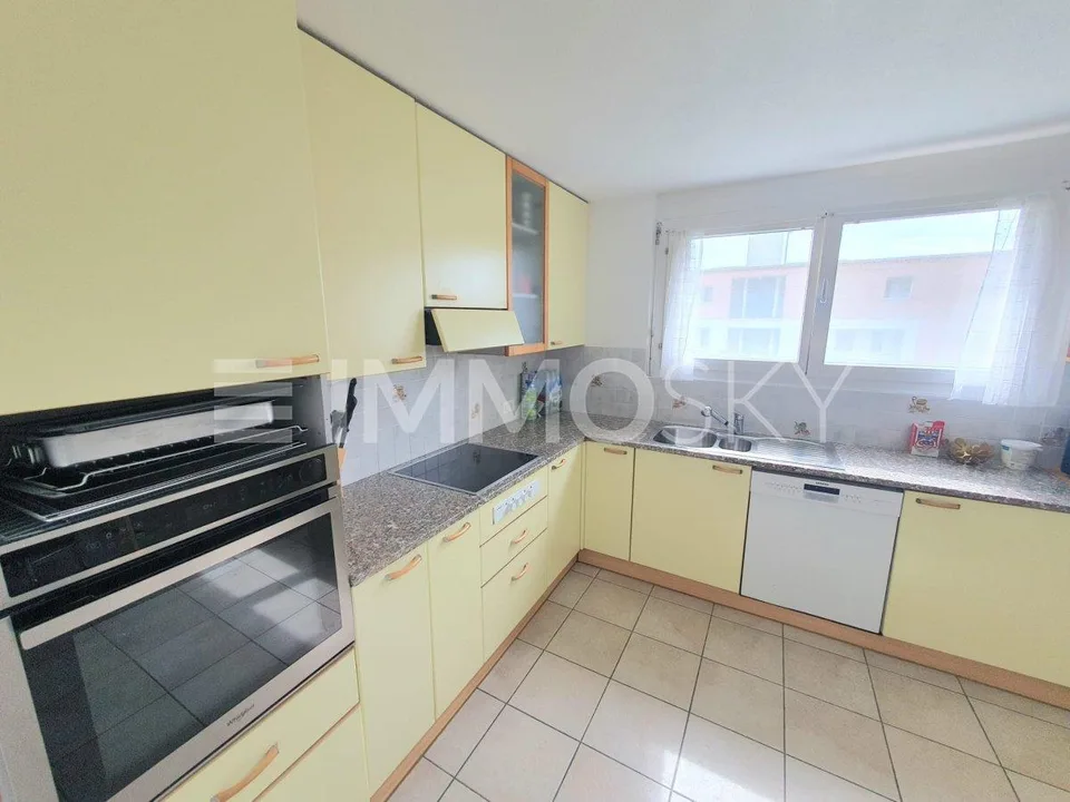 Elegant house in Arzo, just two steps from the Italian border