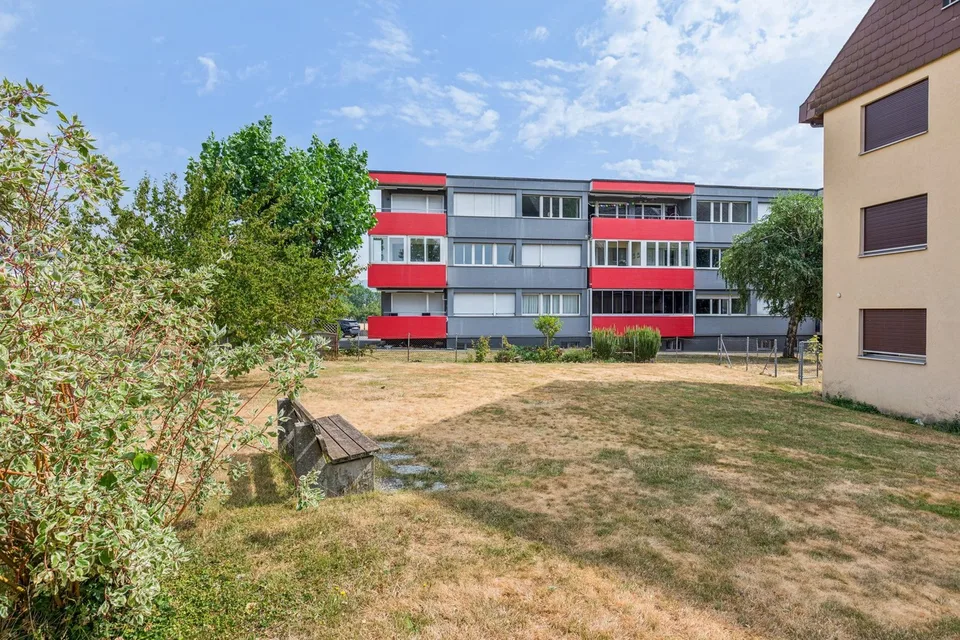 Ampio appartamento di 5.5 locali all'ultimo piano con terrazza e 2 – foto 12 di 13