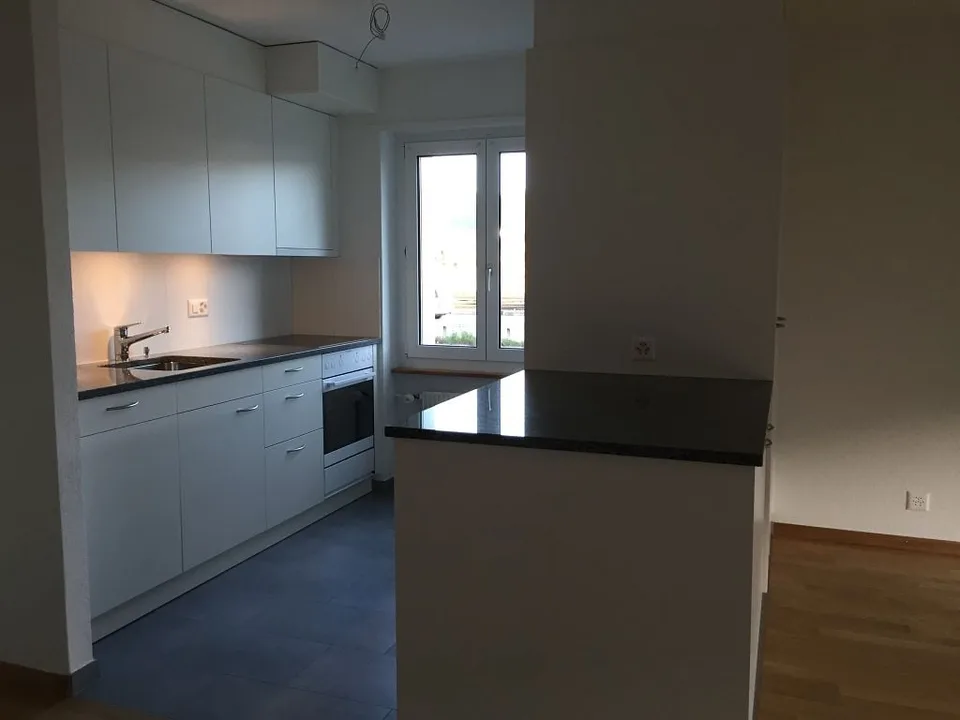 4-Zimmerwohnung, Parterre links