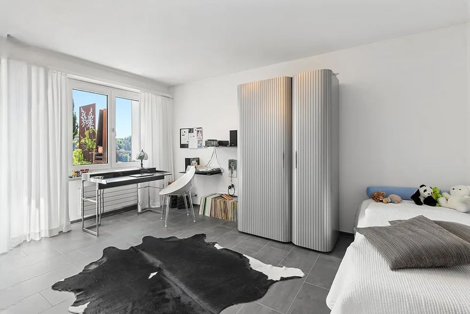 Stilvolle Attika-Terrassenwohnung mit Panoramasicht – Foto 8 von 9