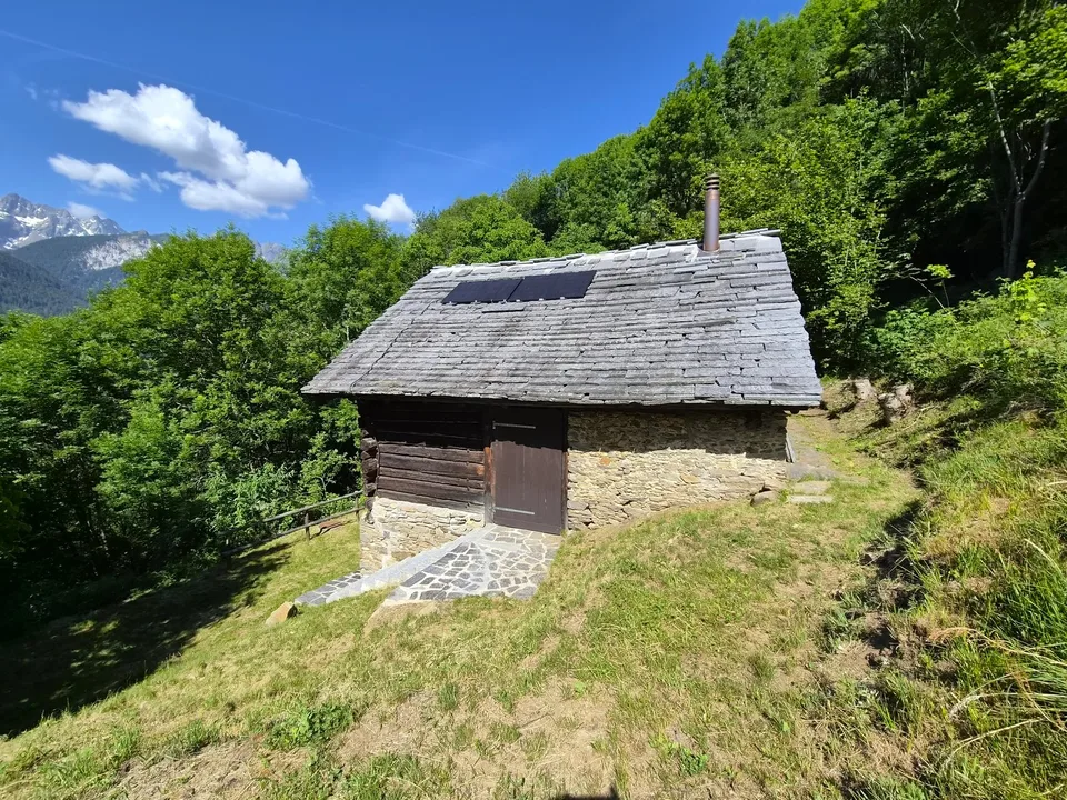 Renoviertes Rustico inmitten der Natur mit Grundstück und  schöner Aussicht