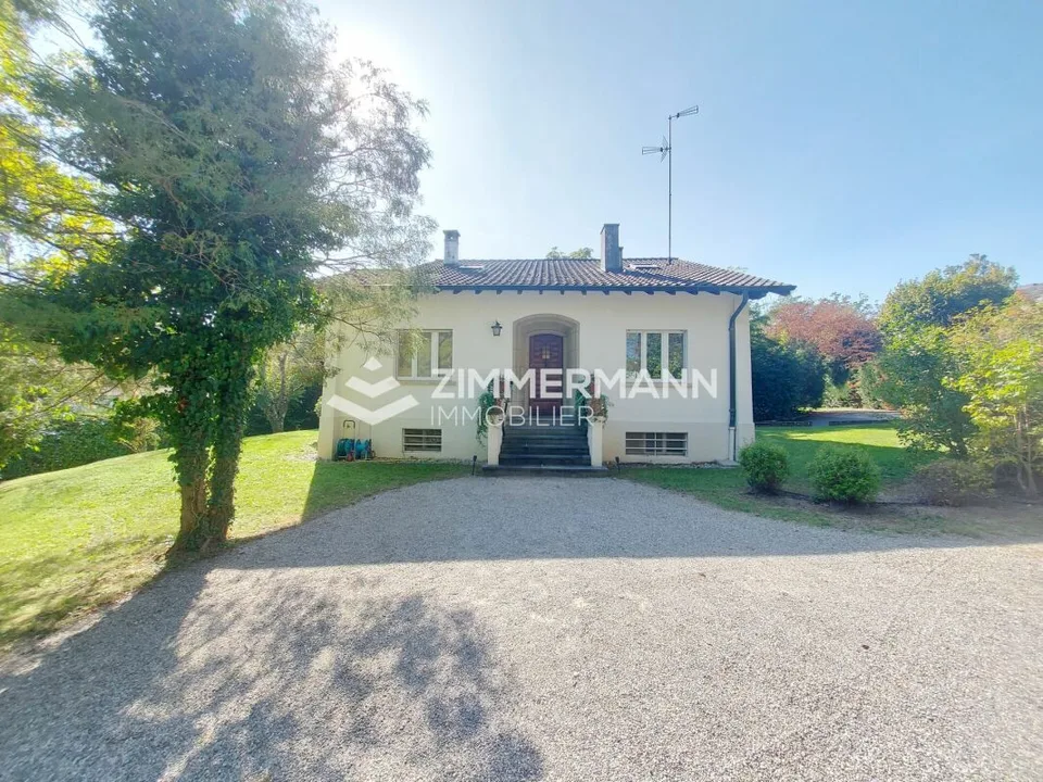 Genthod - Villa familiale sur superbe parcelle arborée de 2892m²
