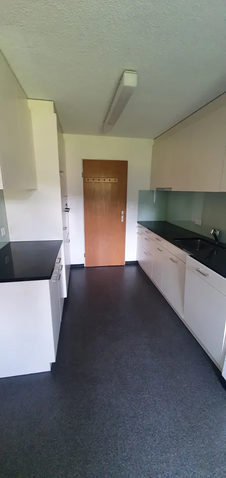 Gemütliche Genossenschaftswohnung mit Balkon