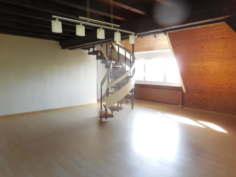 2.5-room apartment in Neuchâtel – available immediately