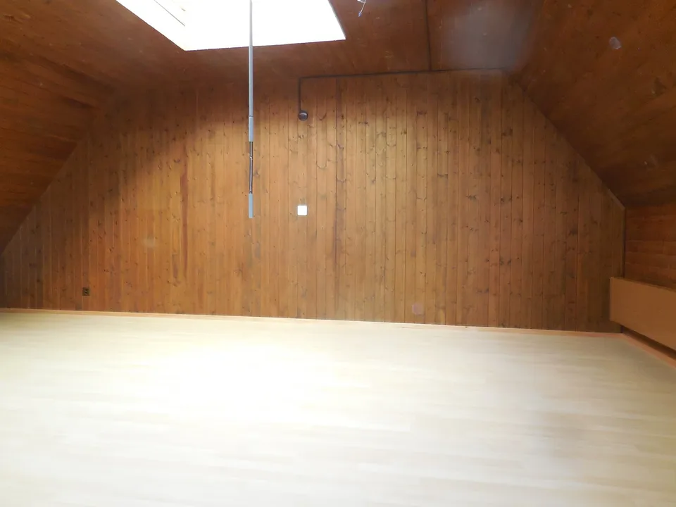 2.5-room apartment in Neuchâtel – available immediately