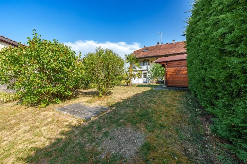 Exklusivität !! Schönes Jahrhundertaltenhaus zu entdecken