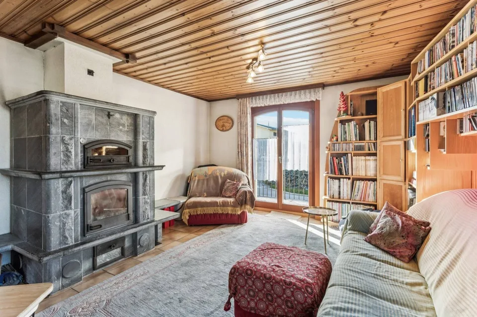Family house with large garden and expansion potential