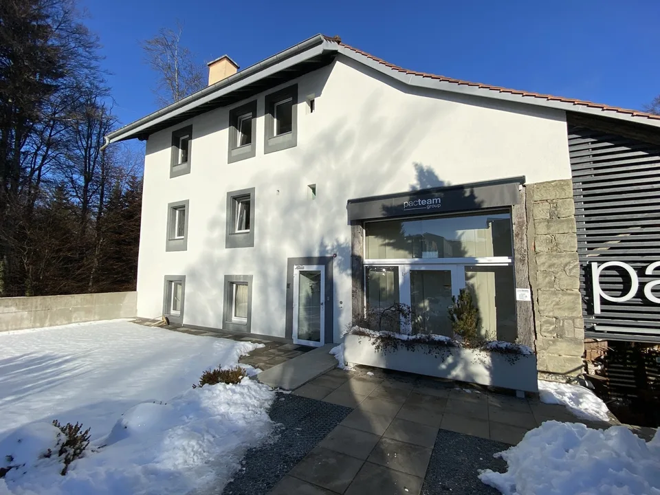 Großes Studio mit separater Küche - Cugy (VD)