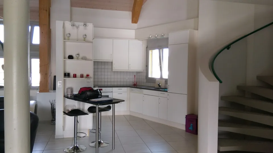 Attraktive 4.5-Mais.-Zimmerwohnung im Eigentumsstandart zu verkaufen