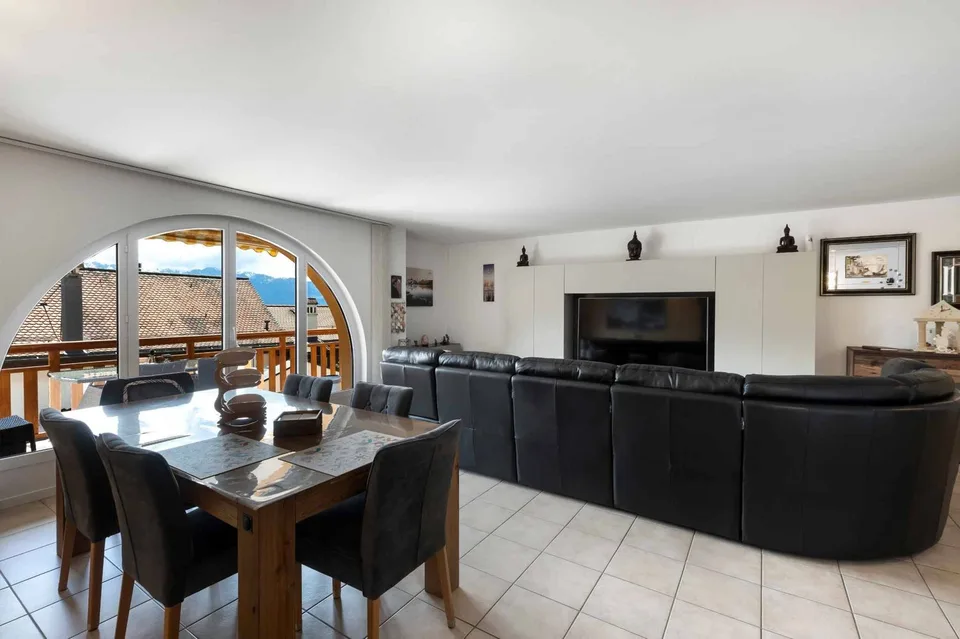 Spacieux appartement de 120 m² pondérés dans un environnement calme