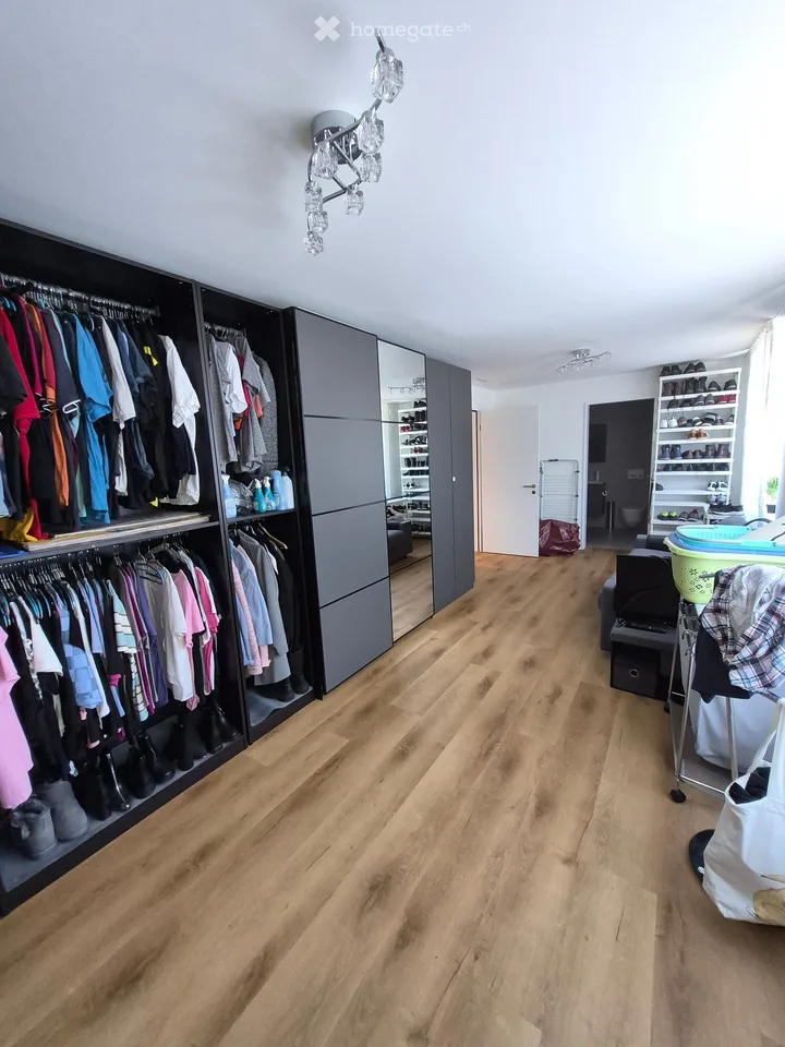 Nachmieter gesucht – exklusive 4.5-Zimmer-Wohnung (123 m²) in Schübelbach per 01.10.2026
