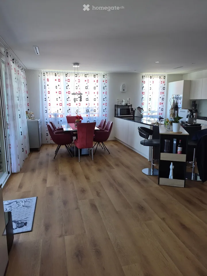 Nachmieter gesucht – exklusive 4.5-Zimmer-Wohnung (123 m²) in Schübelbach per 01.10.2026