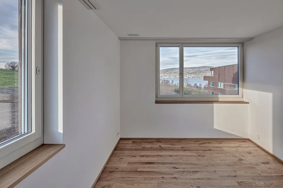 Moderne, ruhiggelegene 3.5-Zimmerwohnung mit Loggia-Sitzplatz