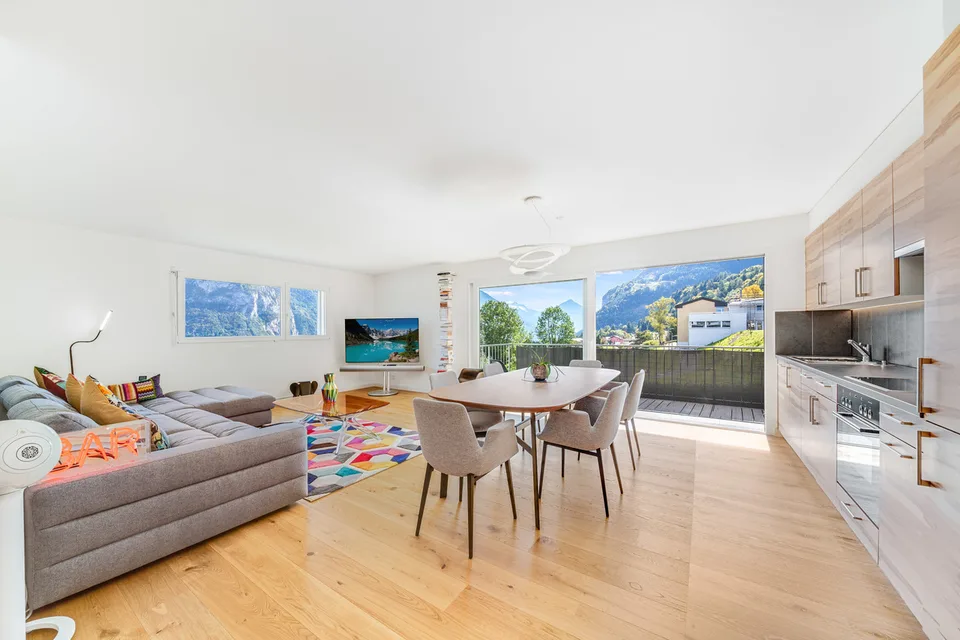 BALCON ~20M2 - AUCUN VIS-À-VIS - PARKING INTÉRIEUR - PARQUET CHÊNE
