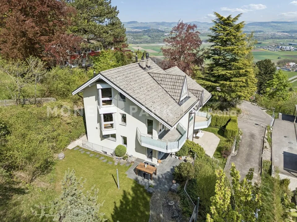 Gepflegtes Einfamilienhaus mit viel Privatsphäre