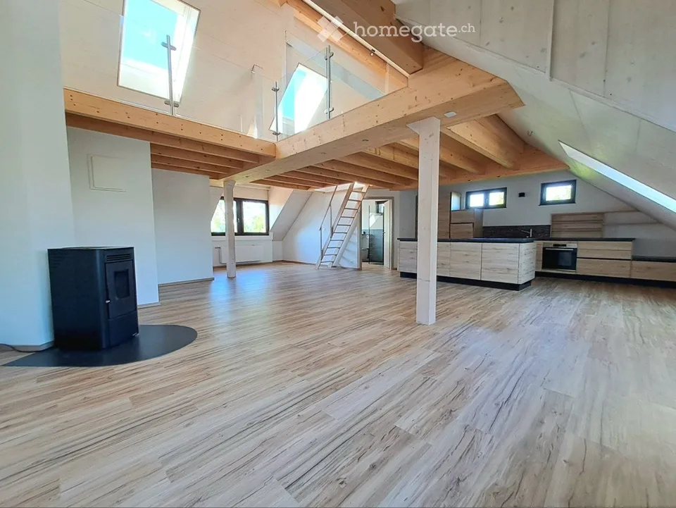 Nearly new, modern maisonette in historic farmhouse near Murten