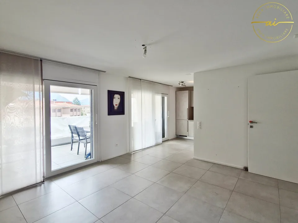 MODERNO APPARTAMENTO DI 3.5 LOCALI CON AMPIA TERRAZZA A GIUBIASCO