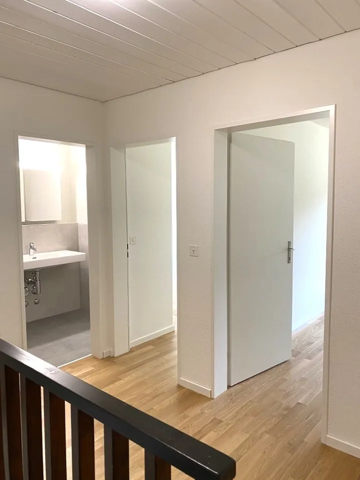 Lichtdurchflutete 4.5-Zimmer-Maisonette-Wohnung – Foto 12 von 13