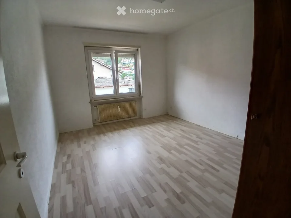 Renting bright apartment in sunny area