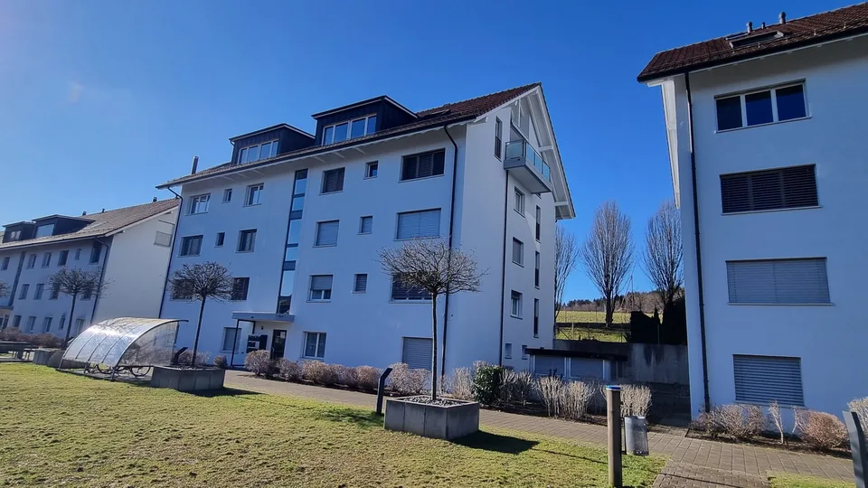 Wunderschöne Dachwohnung mit grandioser Weitsicht