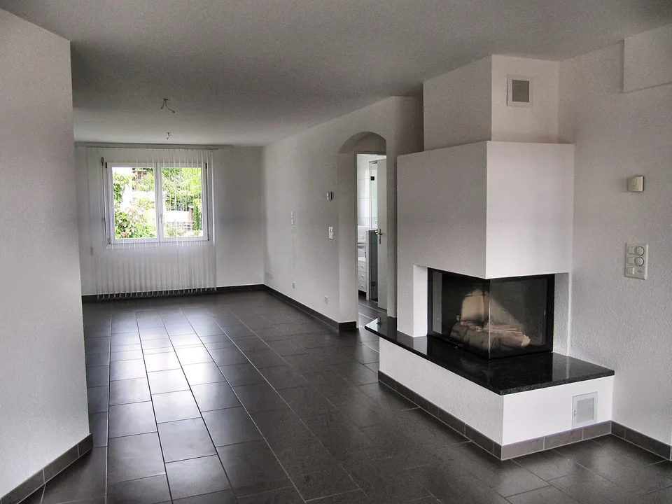 Helle 4.5-Zimmer-Wohnung mit Balkon und herrlicher Aussicht in Oberwil-Lieli