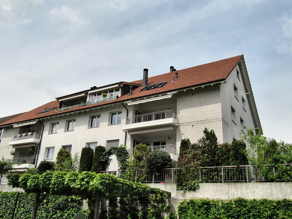 Helle 4.5-Zimmer-Wohnung mit Balkon und herrlicher Aussicht in Oberwil-Lieli – Foto 14 von 15