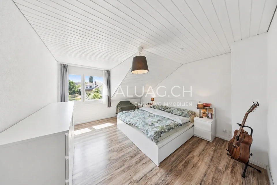 Living on 2 floors near the Aare