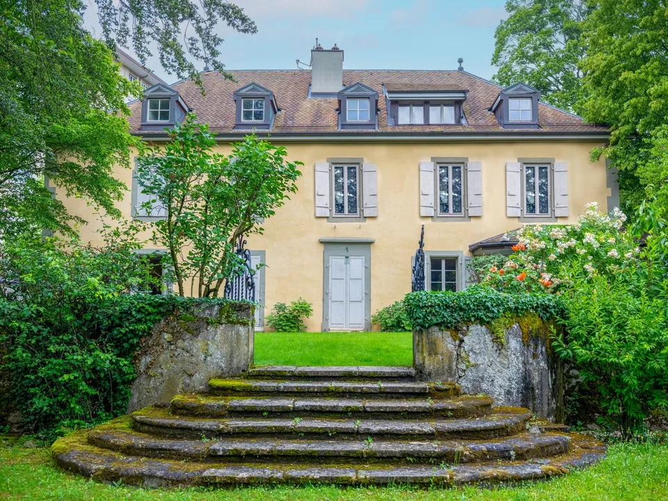 Domaine Mercier, une maison de maître du XVIIIe dans son parc de 4'000m2