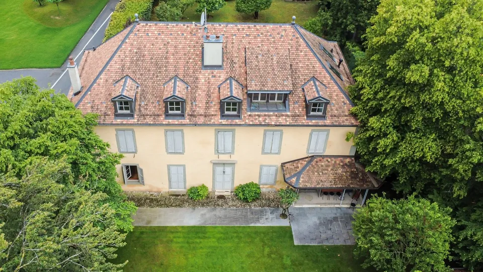 Domaine Mercier, une maison de maître du XVIIIe dans son parc de 4'000m2