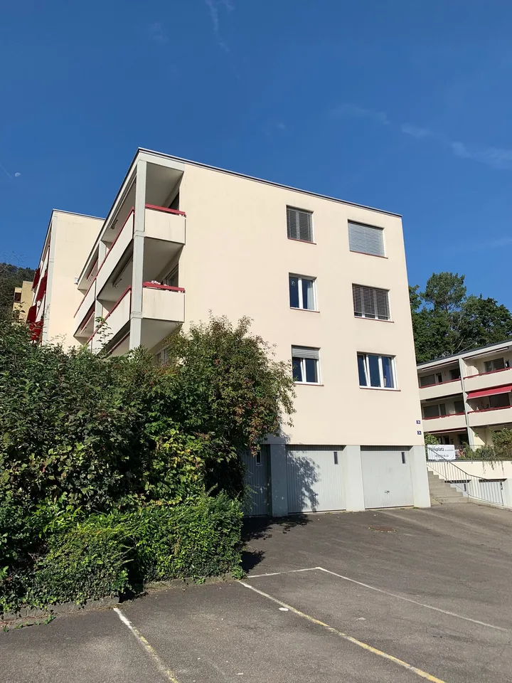 Parkplatz  zu vermieten