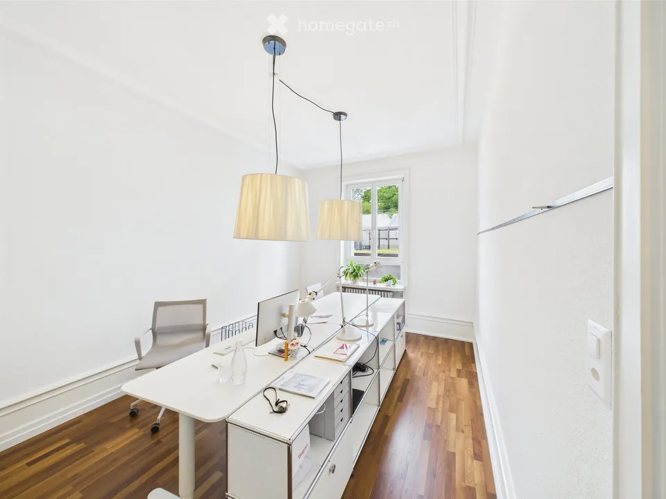 Bezugsbereites Büro (138 m²) mit Übernahmeoption für Mobiliar, zentral in Basel