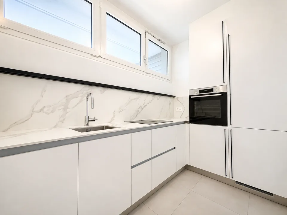 Helles 4.5-Zimmer-Wohnung mit Seeblick