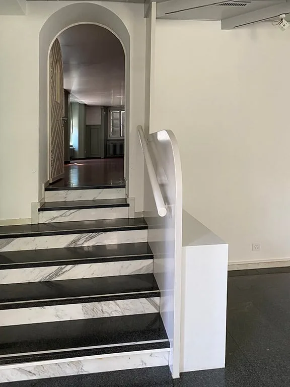 2 1/2 Zimmer Wohnung 108 m2 mit grosser Terrasse