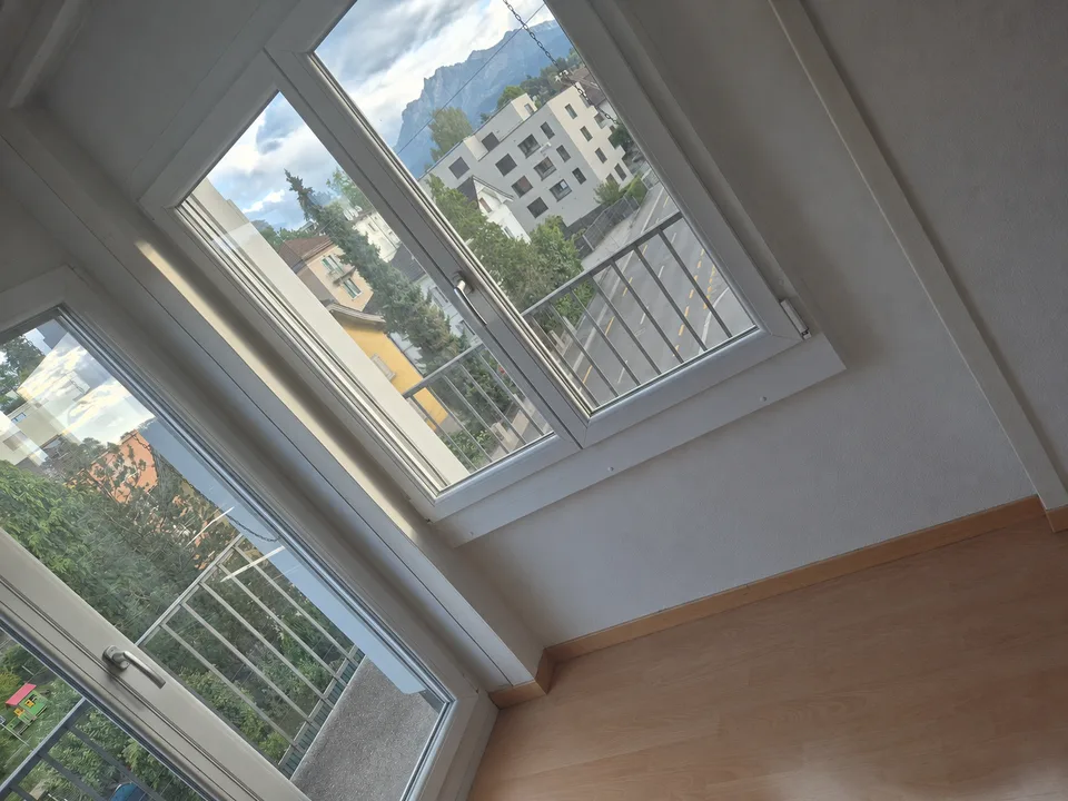 Charmante 3-Zimmer-Wohnung an der Maihofstrasse in Luzern – Foto 7 von 13