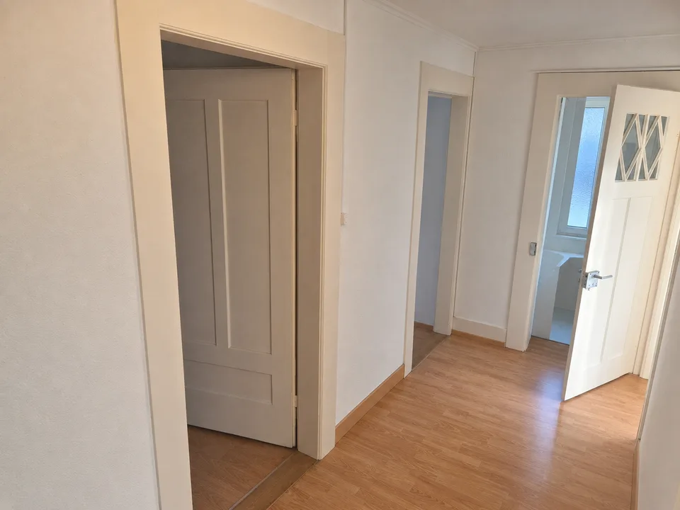 Charmante 3-Zimmer-Wohnung an der Maihofstrasse in Luzern – Foto 11 von 13