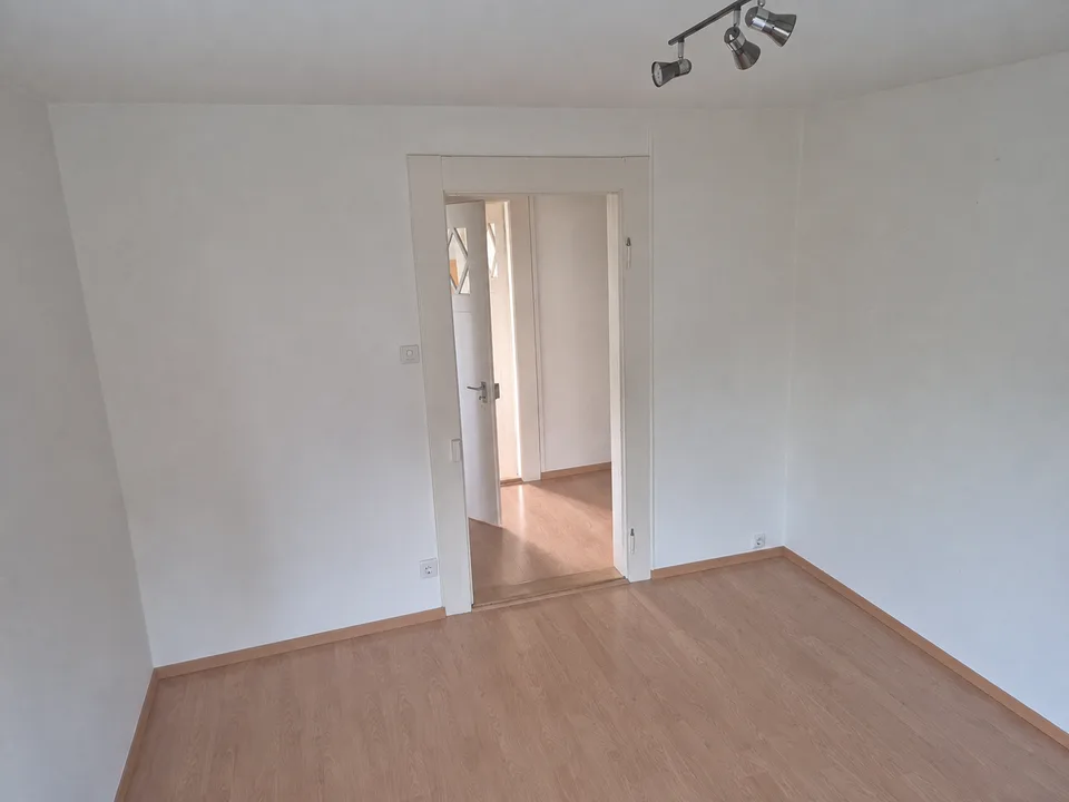 Charmante 3-Zimmer-Wohnung an der Maihofstrasse in Luzern – Foto 8 von 13