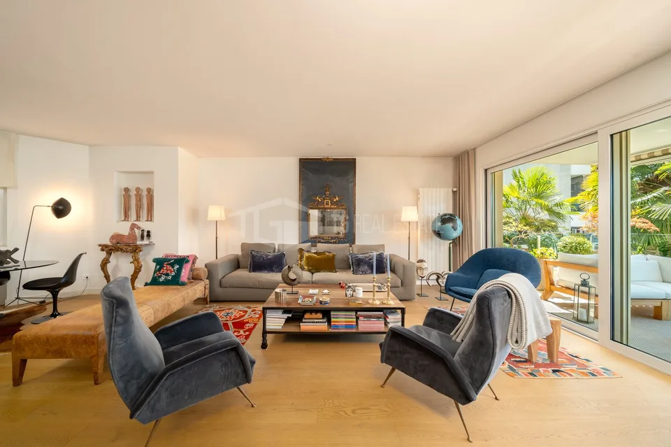 Élégance contemporaine avec vue sur le lac à Castagnola. 3,5 pièces