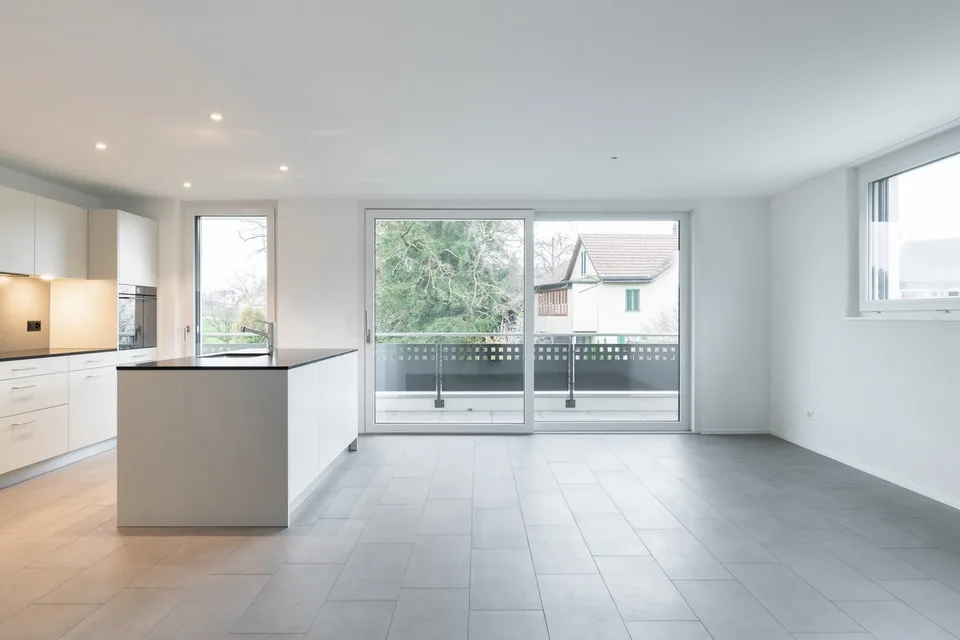 Di alta qualità e confortevole – La tua nuova casa con terrazza sul giardino affacciata sull'Oeschbach – foto 8 di 12
