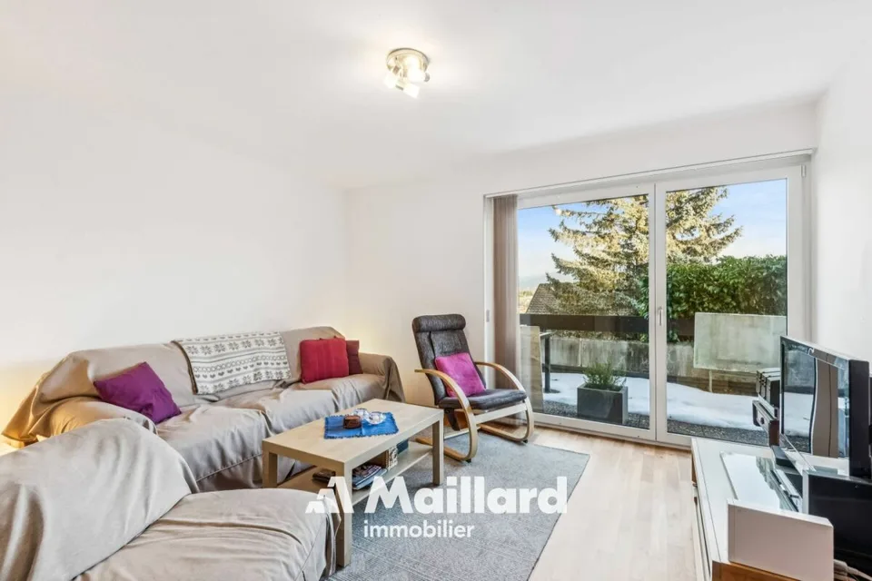Magnificent 6.5-room apartment with panoramic views of the Alps