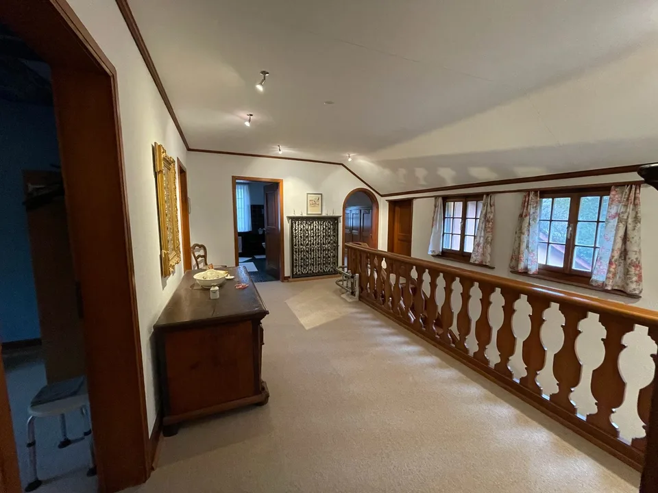 Stylish country house with large surroundings – photo 11 of 16
