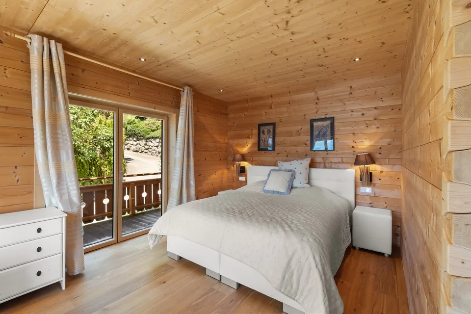 RESERVIERT: Exklusive Chalet-Villa mit sonnenverwöhntem Panorama