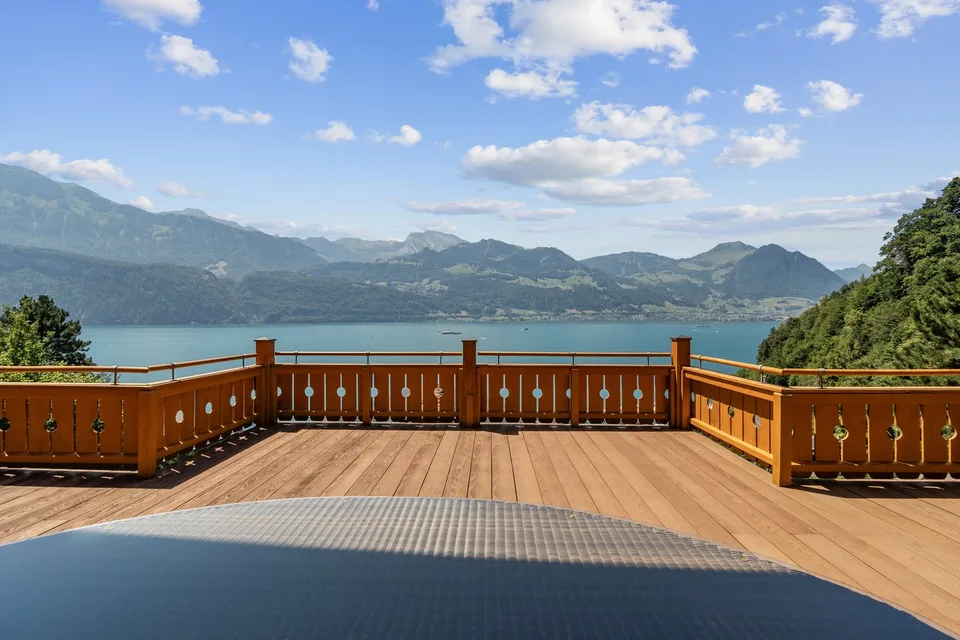 RESERVIERT: Exklusive Chalet-Villa mit sonnenverwöhntem Panorama