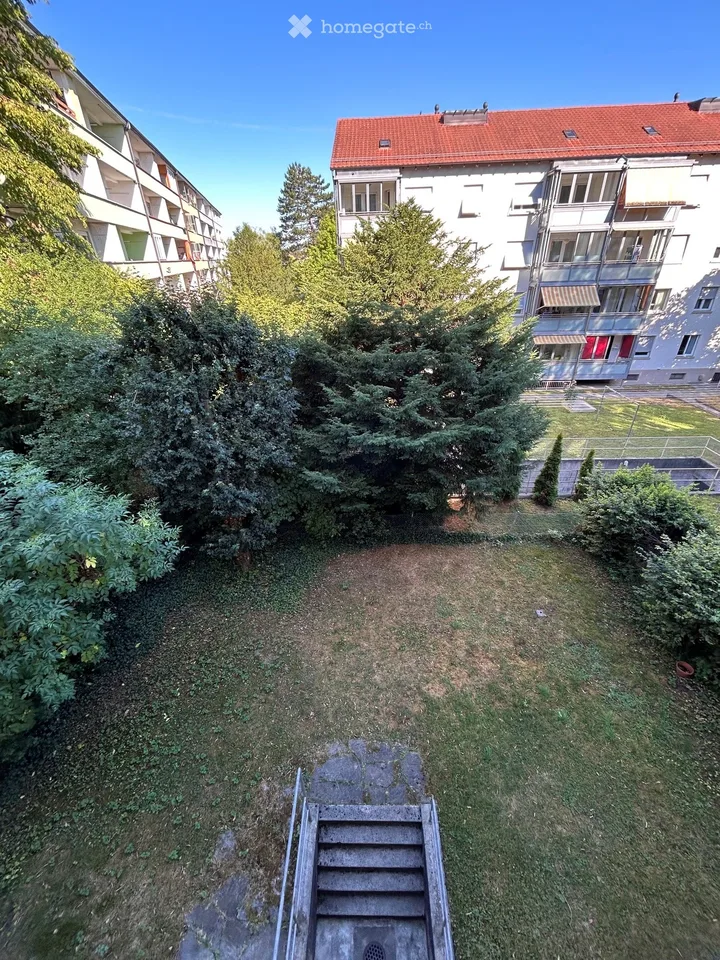 Mehrfamilienhaus an attraktiver Wohnlage im Iselin-Quartier