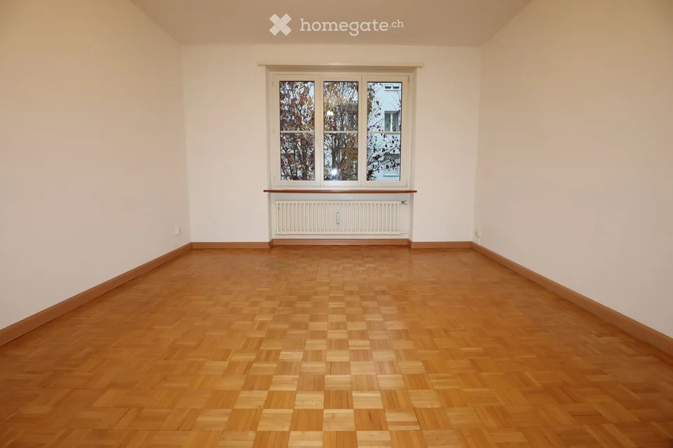 Mehrfamilienhaus an attraktiver Wohnlage im Iselin-Quartier